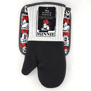 Minnie Mouse Disney Red Grey Oversized Oven Mitt & Pot Holder 2  Piece Set